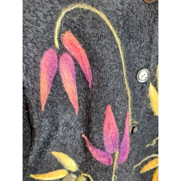 Talbots Women’s Wool Embroidered Floral Button Up Long Sleeve Cardigan Size M - Picture 4 of 7